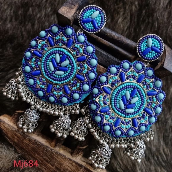 Posher, Sonia - Picture 5 of 5